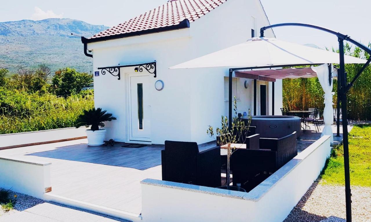 House "River And Sea" Podstrana Exterior photo