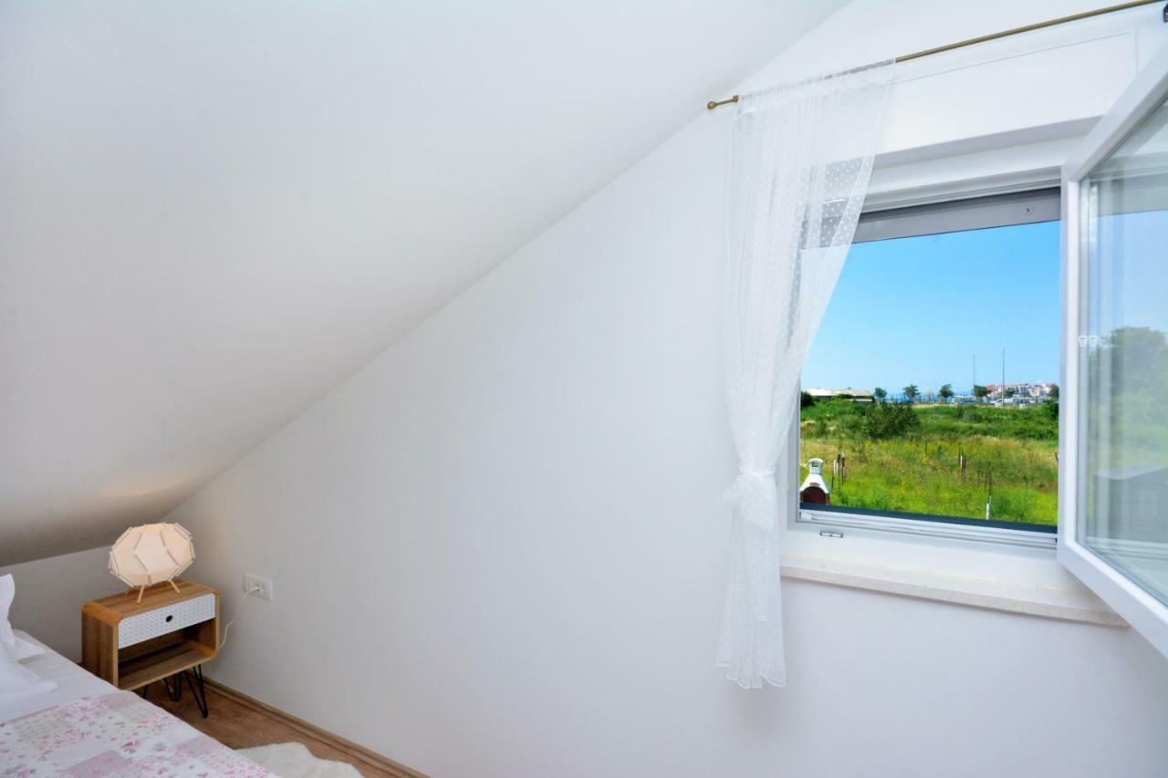 House "River And Sea" Podstrana Exterior photo
